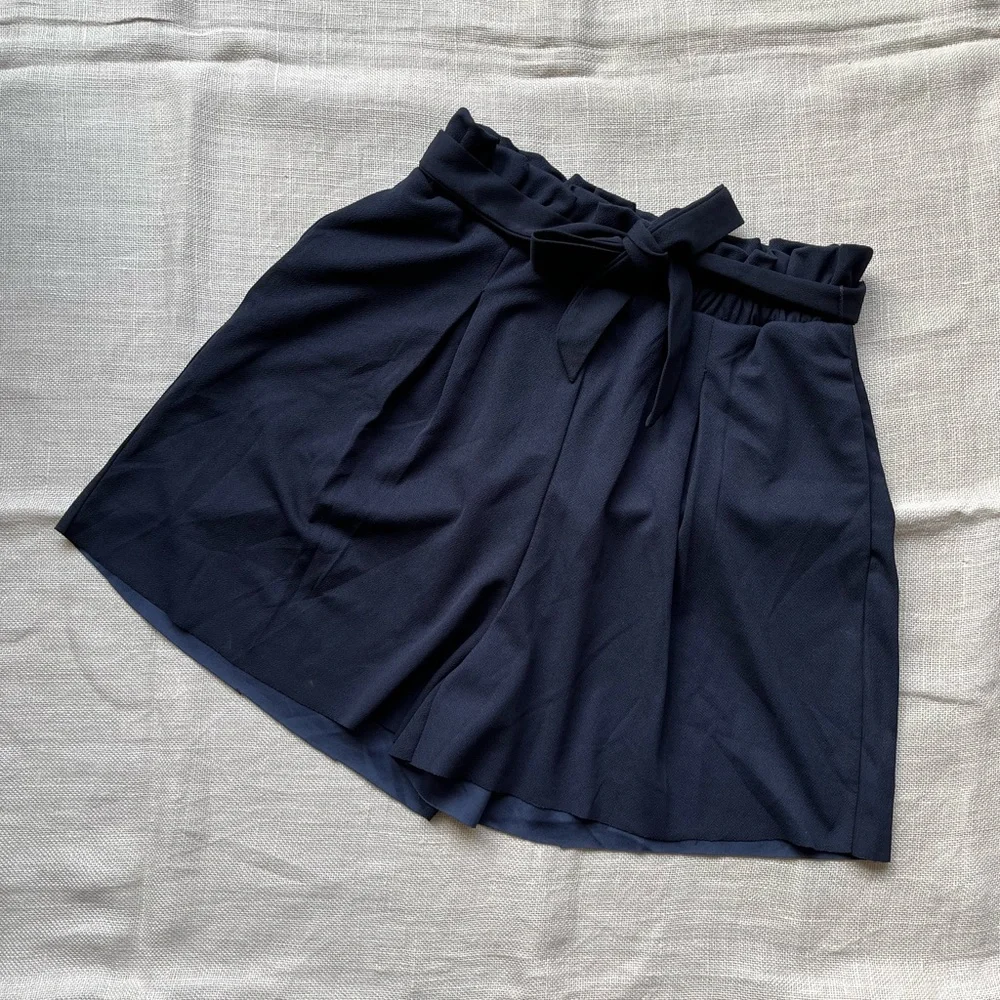 ONLY Navy Blue Paperbag Waist Shorts - Picture 1 of 6